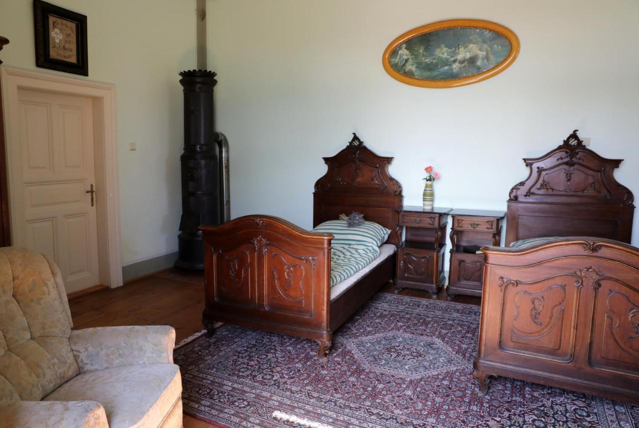 Historicke Apartmany Zelenohorska Posta Nepomuk Ngoại thất bức ảnh