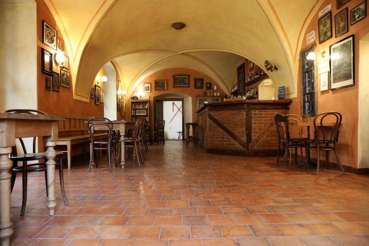 Historicke Apartmany Zelenohorska Posta Nepomuk Ngoại thất bức ảnh