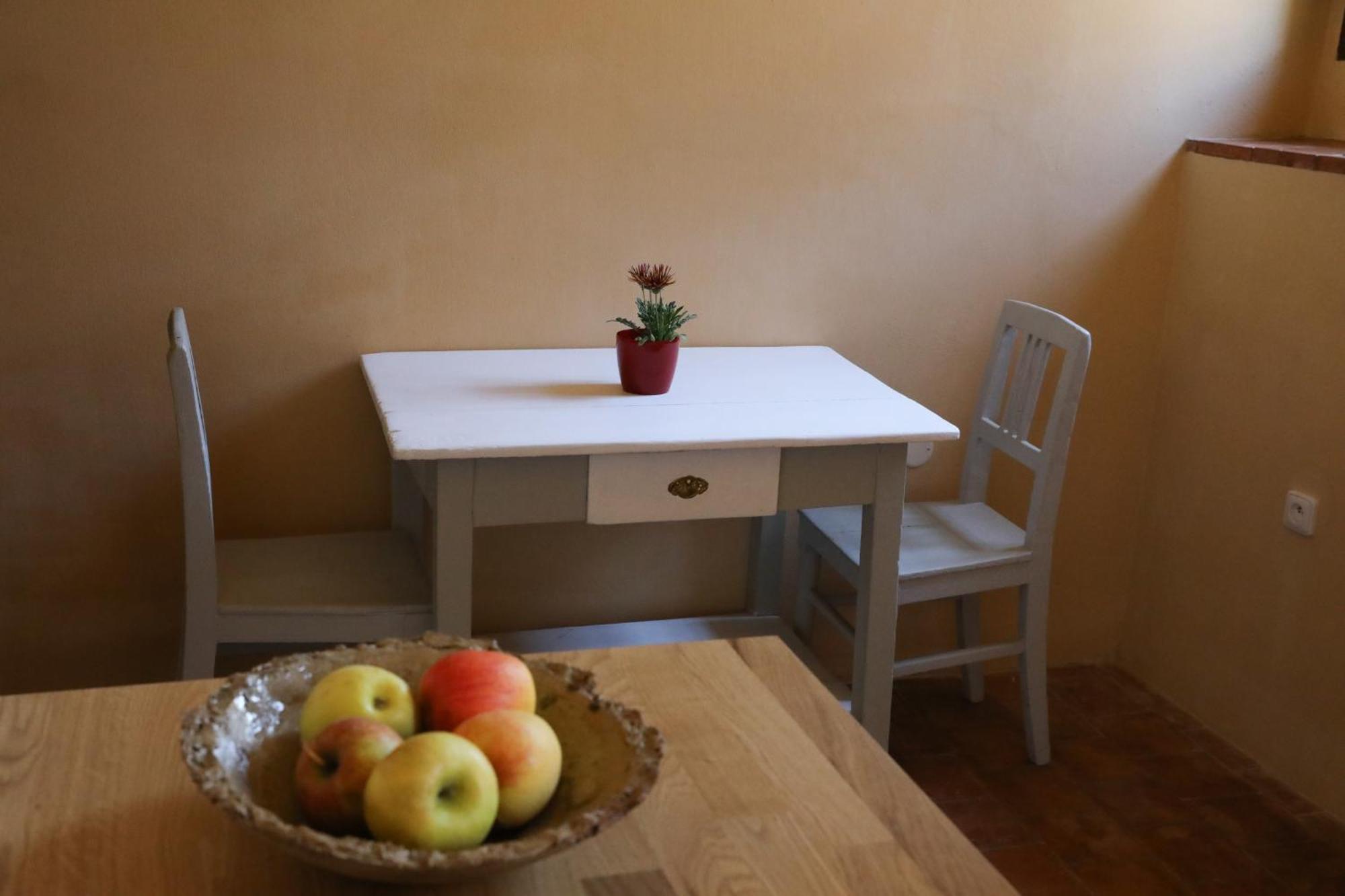 Historicke Apartmany Zelenohorska Posta Nepomuk Ngoại thất bức ảnh